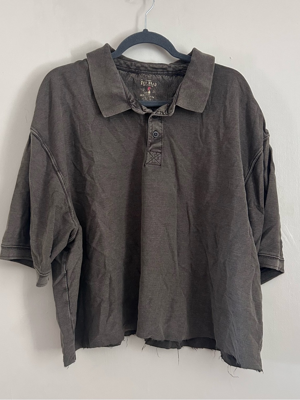RedHead Men's Dark Gray Short-Sleeve Polo Shirt Cropped